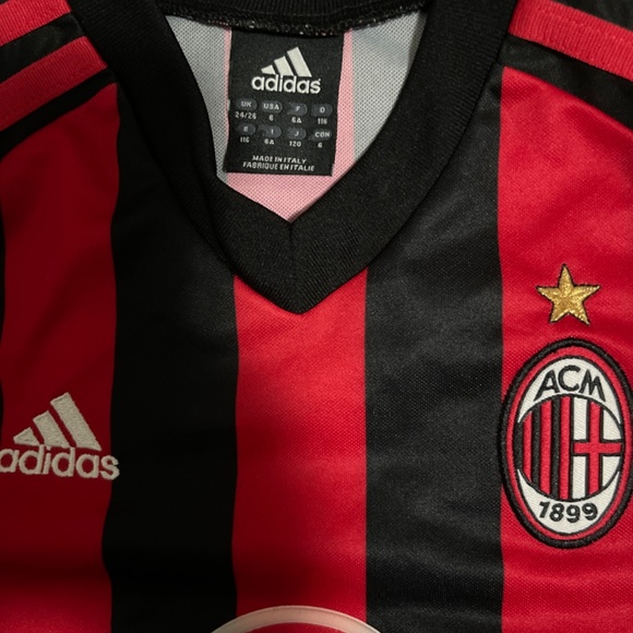 AC Milan Home Football Shirt 2002 - Picture 4 of 4